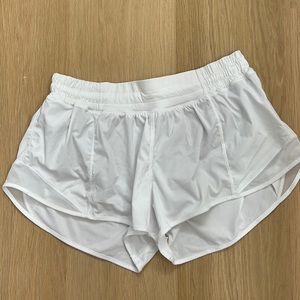 Lululemon Hottie Hot White Shorts 8